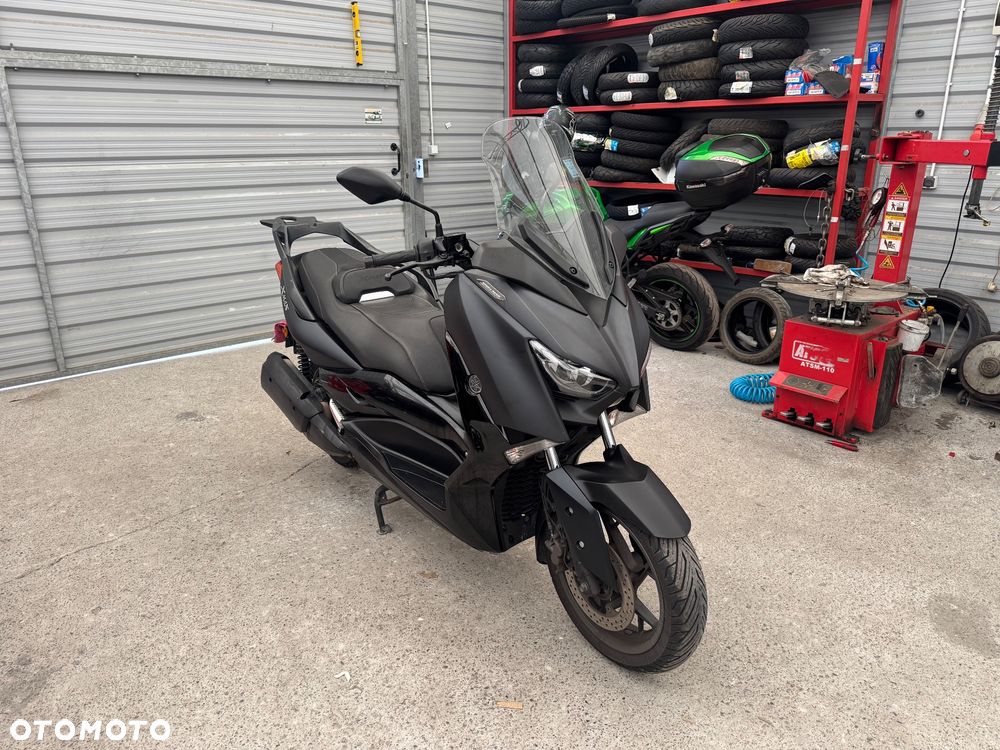 Yamaha X-max - 1