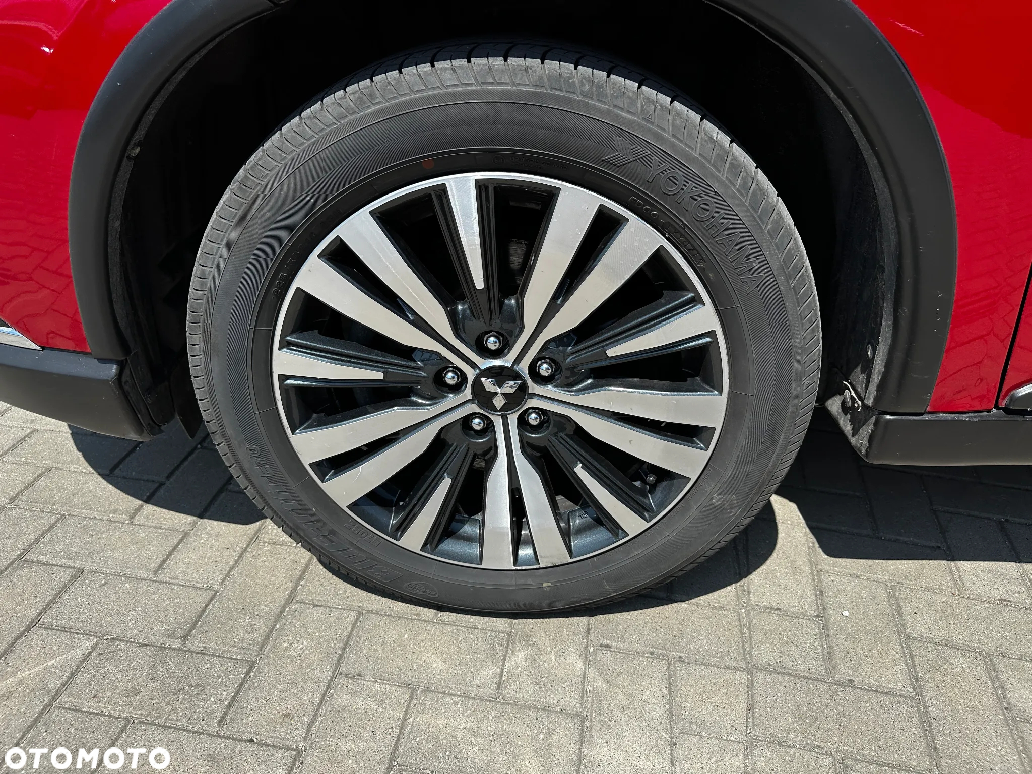 Mitsubishi Outlander - 30