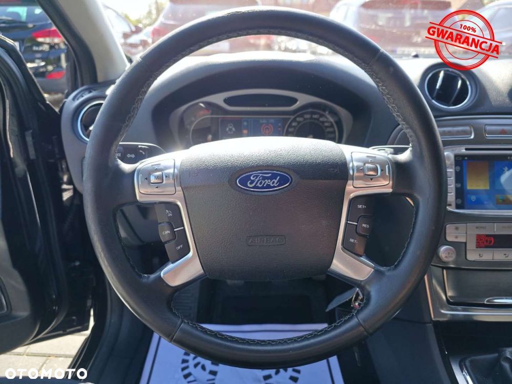 Ford Mondeo - 28