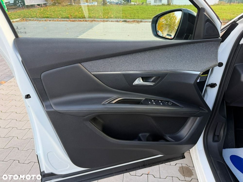 Peugeot 3008 BlueHDi 130 Stop & Start EAT8 Allure - 14