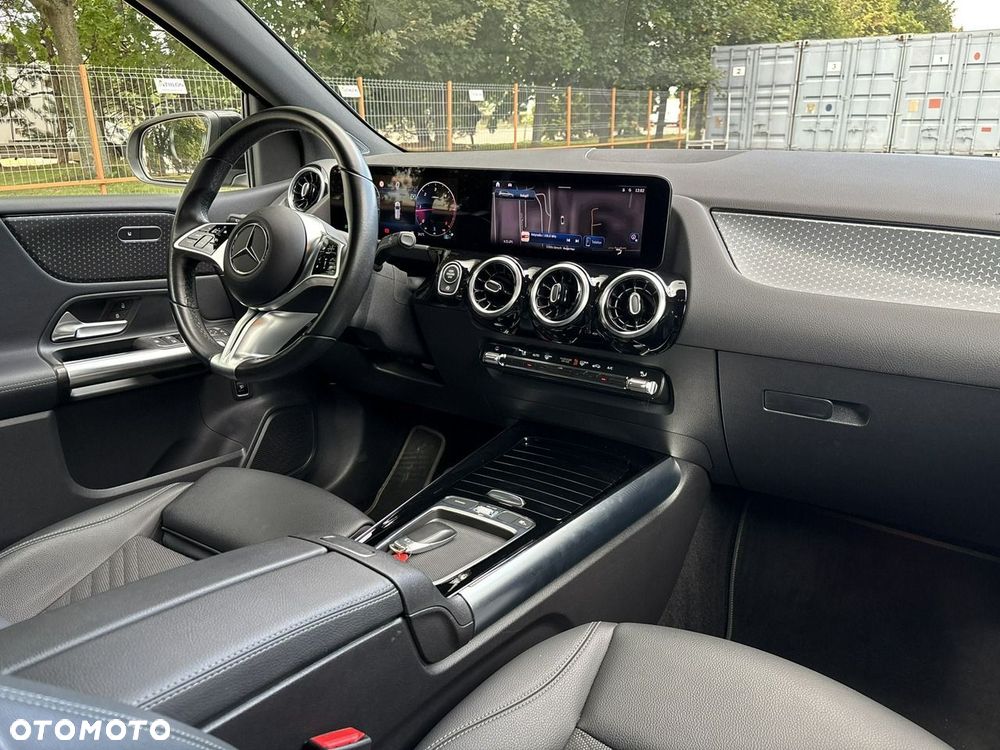 Mercedes-Benz Klasa B 220 d 8G-DCT - 14