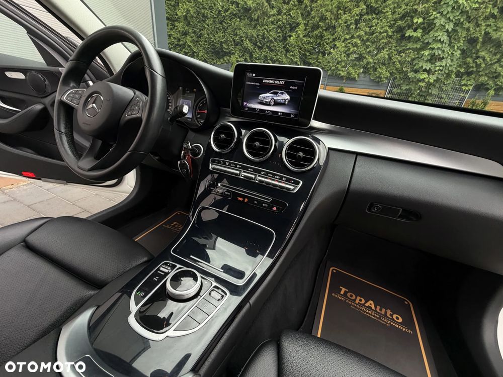 Mercedes-Benz Klasa C 200 9G-TRONIC - 16