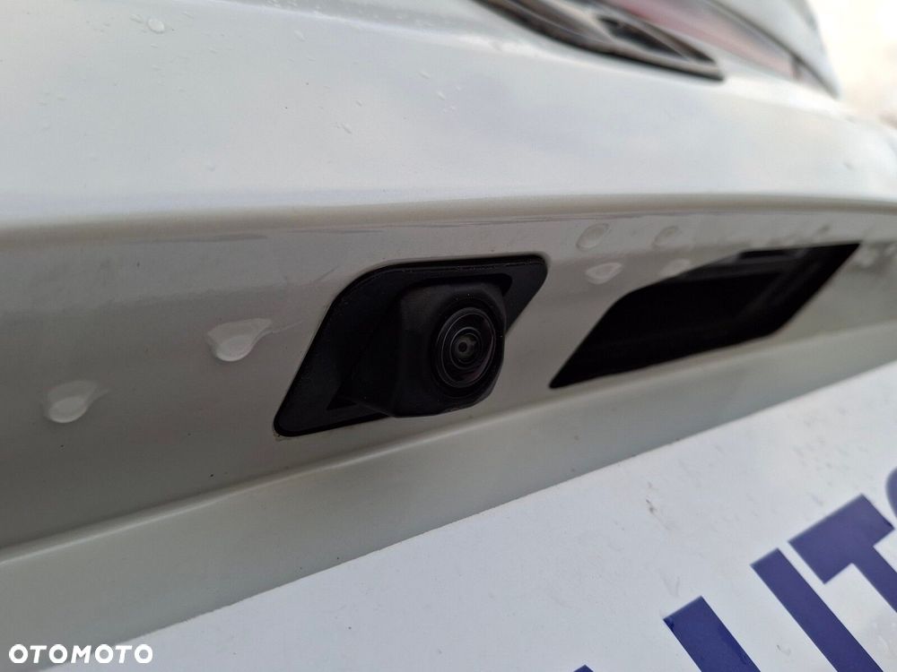 Honda Civic 2.0 i-MMD Advance BSI CVT - 26