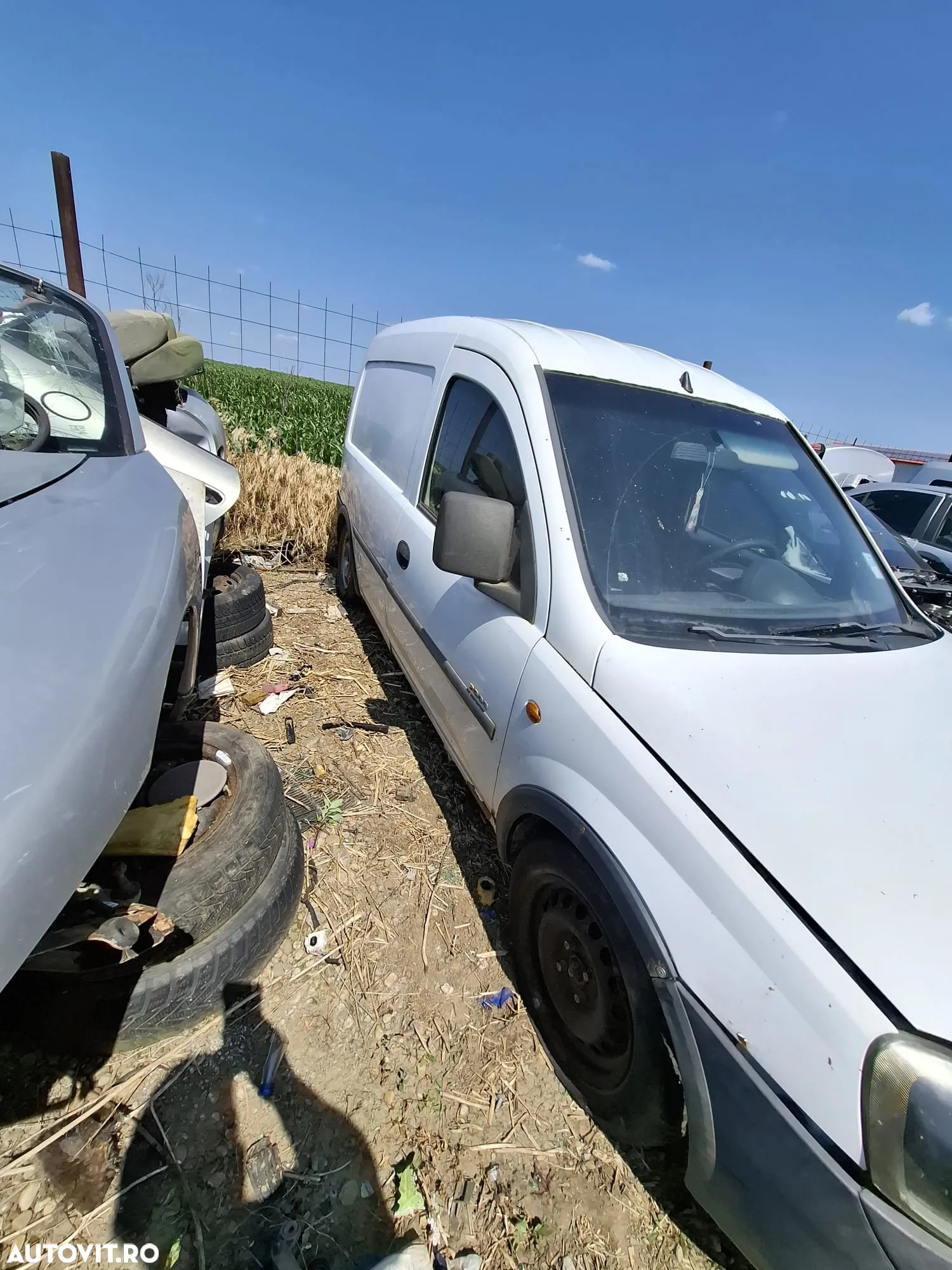 Dezmembrez Opel Combo - 5