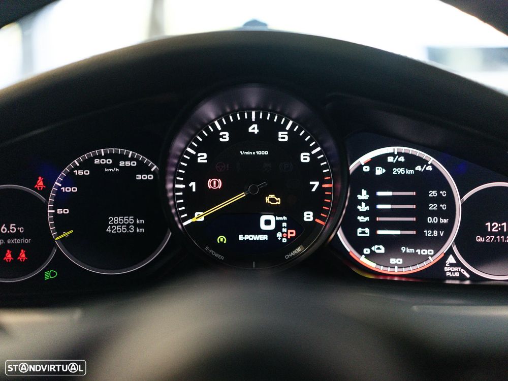 Porsche Panamera Sport Turismo 4 E-Hybrid Platinum Edition - 39