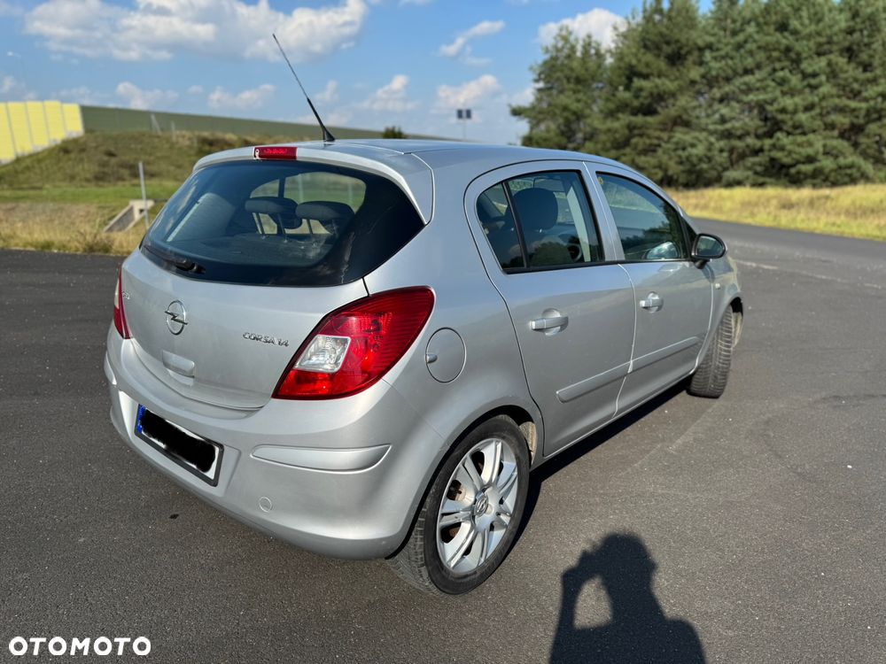 Opel Corsa - 4