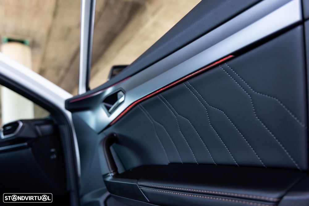 Cupra Formentor VZ 1.4 e-Hybrid DSG Priority - 28