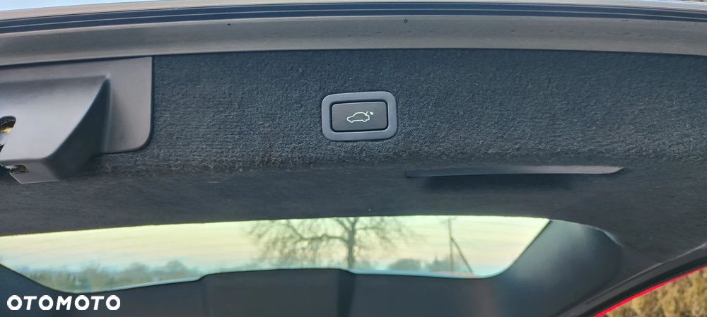 Volvo V70 2.4D Momentum - 25