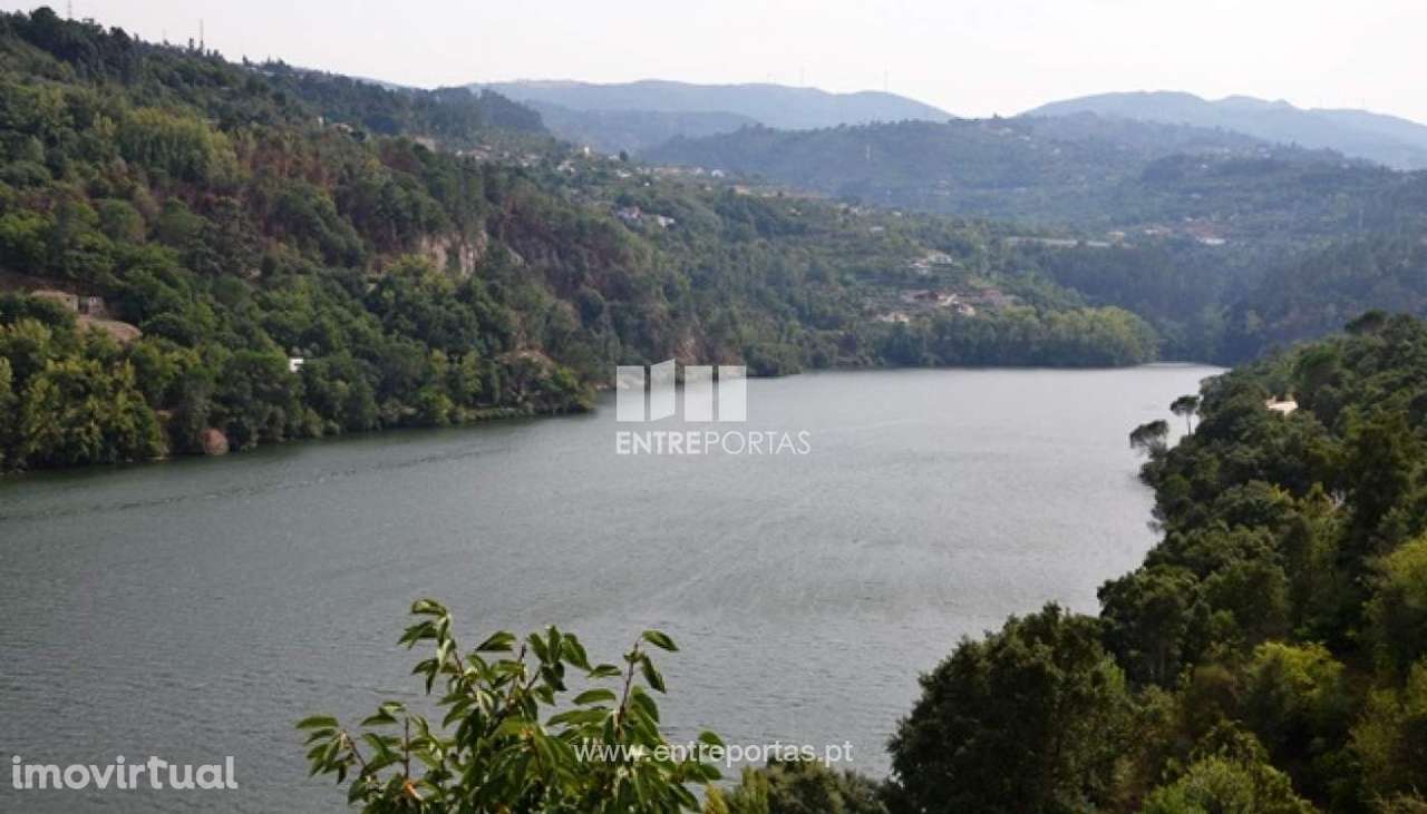 Venda Quinta Com Moradia V4 em pedra, Paços de Gaiolo, Marco de Canav - Grande imagem: 4/60