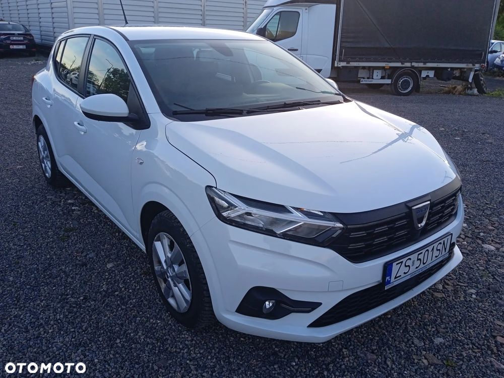 Dacia Sandero TCe 100 Essential - 1