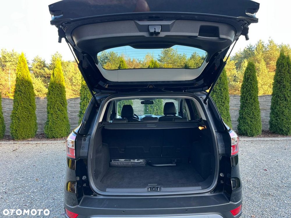 Ford Kuga 1.5 EcoBoost 2x4 Titanium - 8