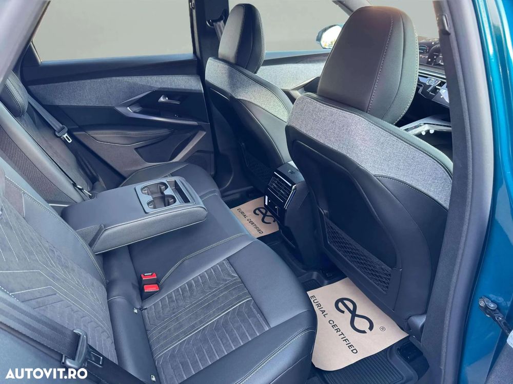 Peugeot 3008 PHEV 225 EAT8 GT - 11