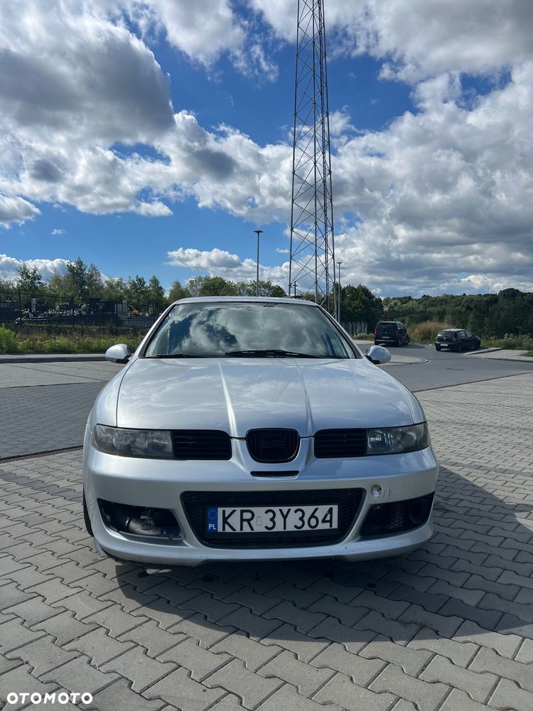 Seat Leon 1.8T Cupra R - 2