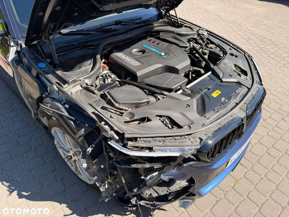 BMW Seria 5 530e iPerformance xDrive - 30