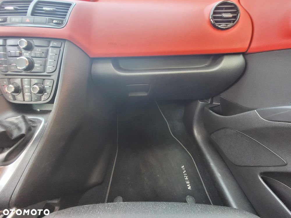 Opel Meriva - 12