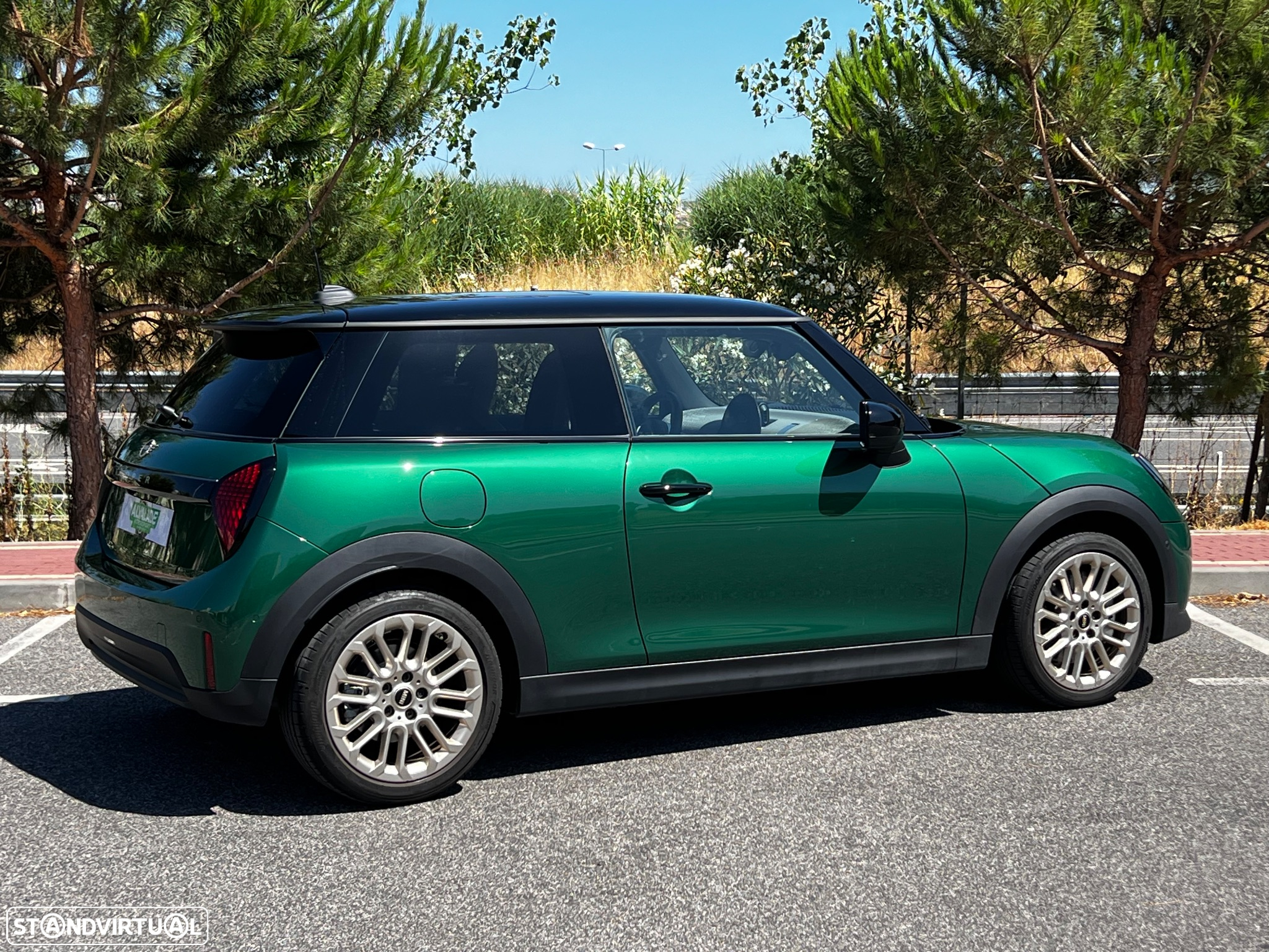 MINI 3 Portas Cooper C Favoured M - 6