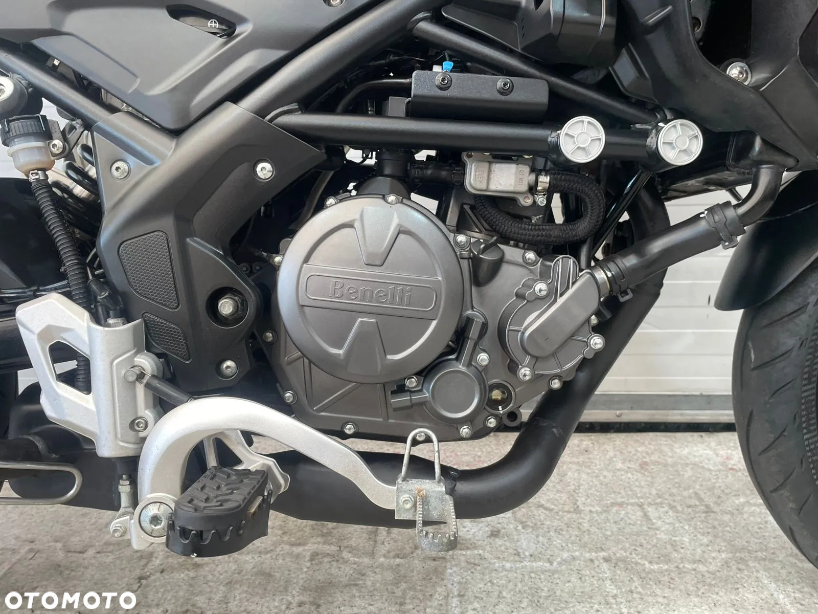 Benelli TRK 251 - 22