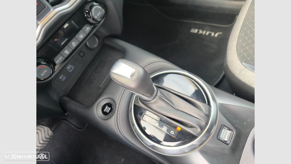 Nissan Juke 1.0 DIG-T N-Connecta DCT - 12