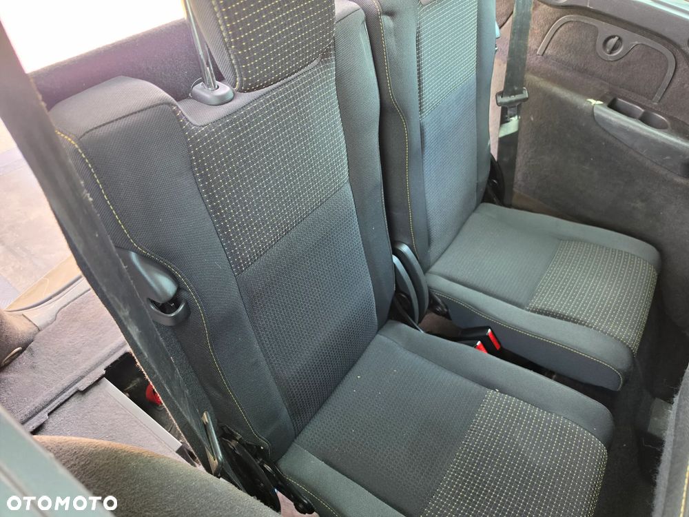 Renault Scenic 1.9 dCi Confort Expression - 10