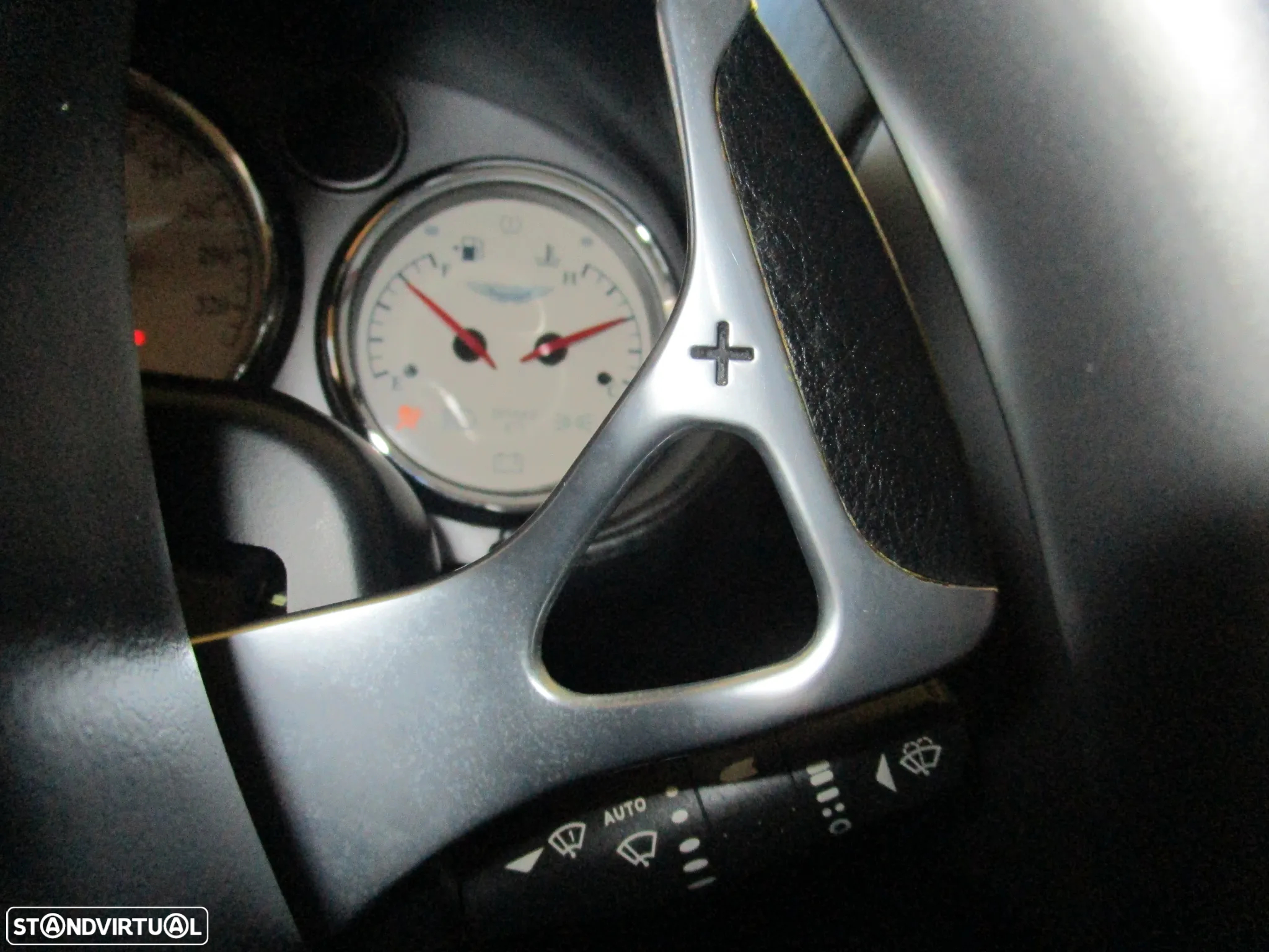 Aston Martin Vanquish - 44