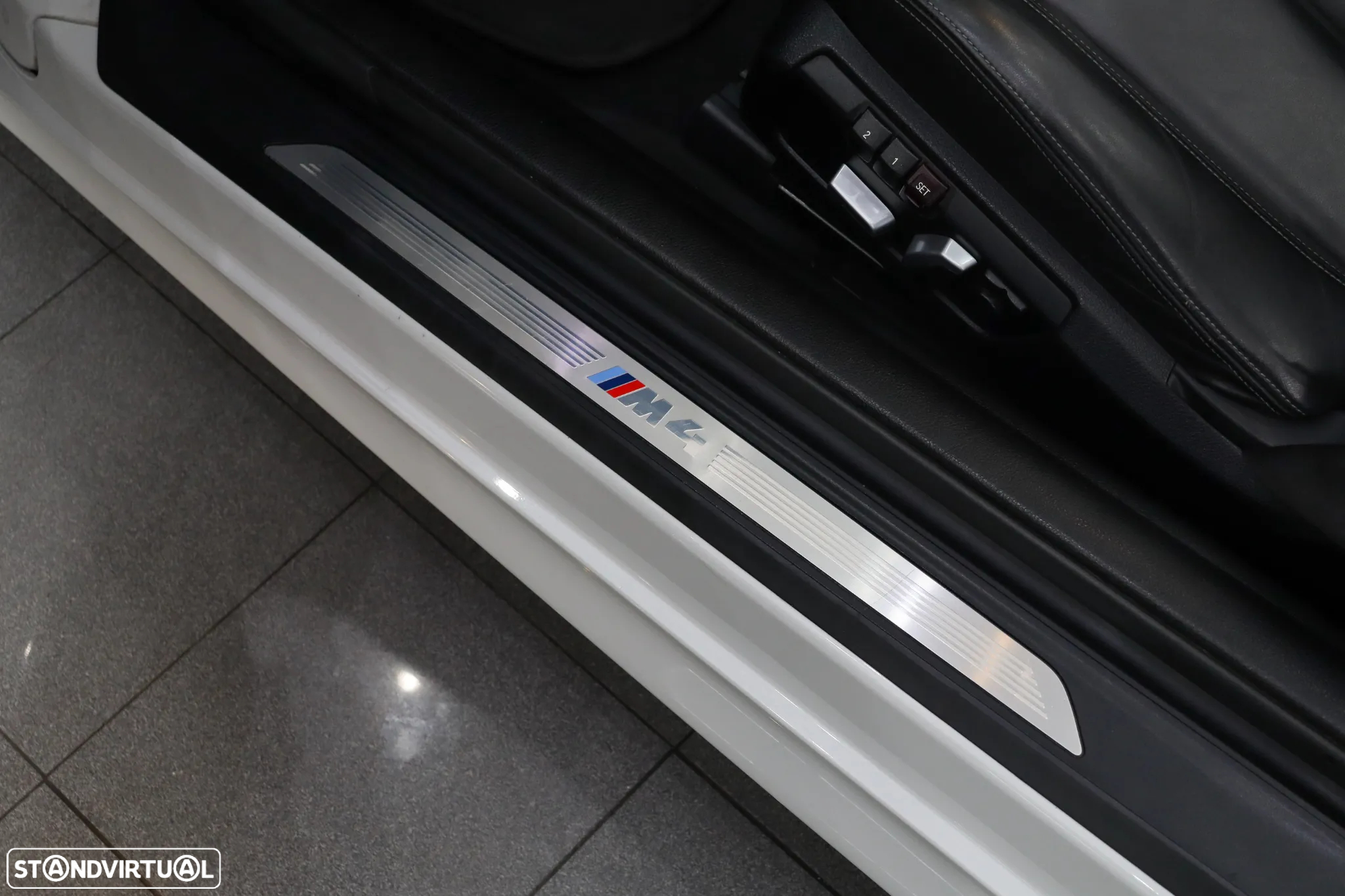 BMW M4 Cabrio DKG Competition - 30
