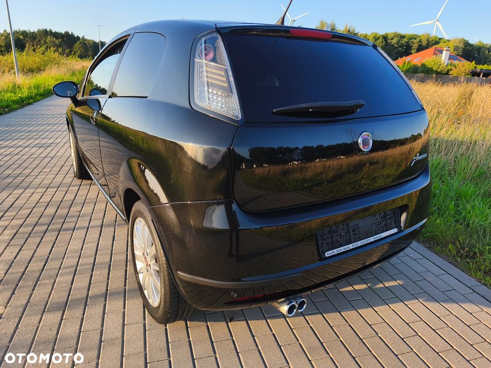 Fiat Grande Punto - 23
