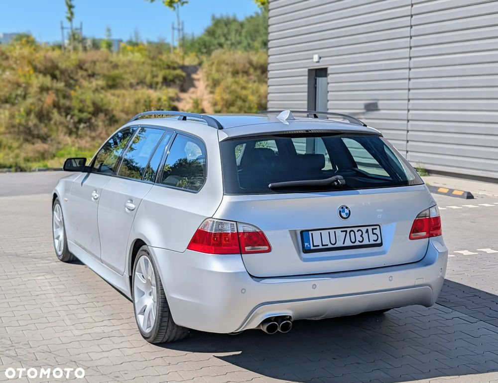 BMW Seria 5 545i - 3