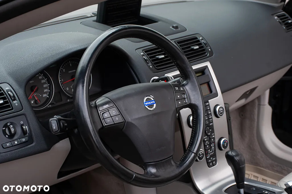 Volvo C70 2.4D5 Summum - 12