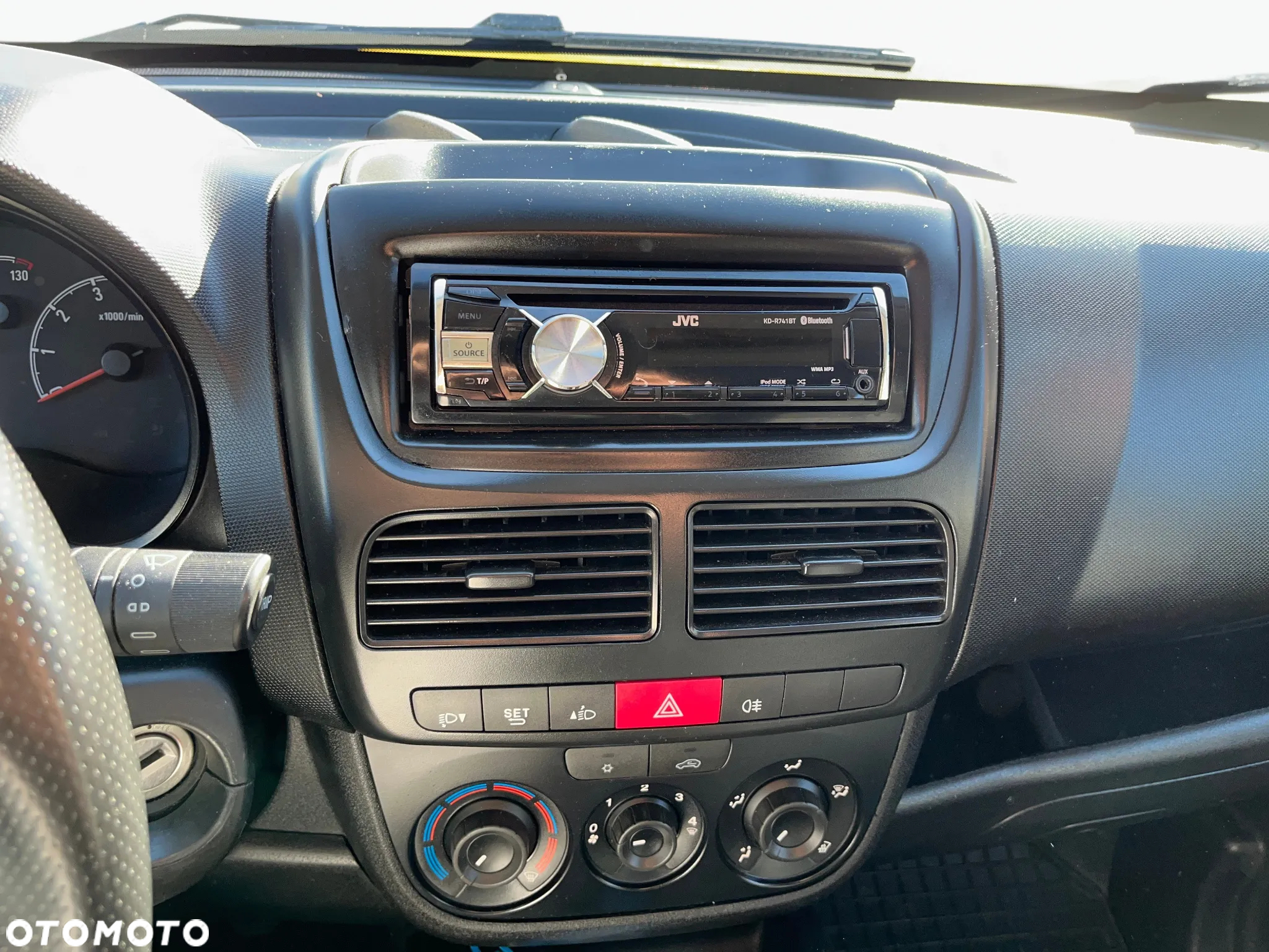 Opel Combo - 12