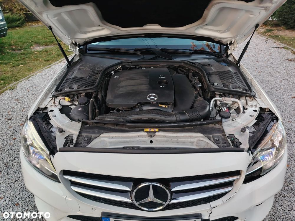 Mercedes-Benz Klasa C 200 4MATIC 9G-TRONIC - 15