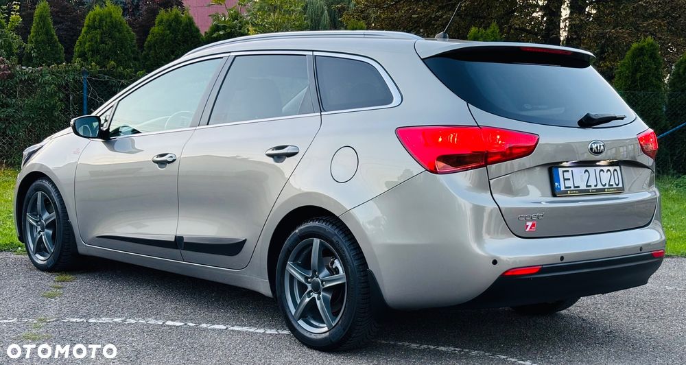 Kia Ceed 1.6 GDI Business Line - 40