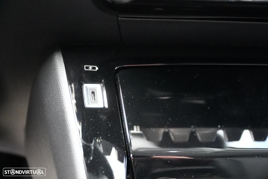 Peugeot e-2008 50 kWh Allure Pack - 16