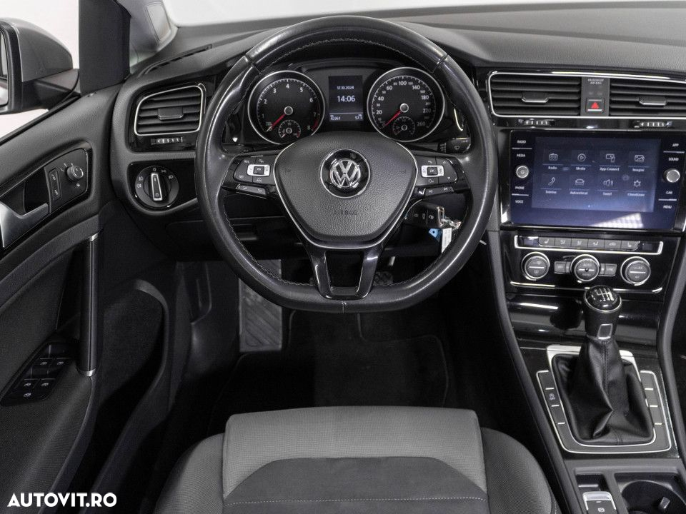 Volkswagen Golf 1.5 TSI Highline - 17