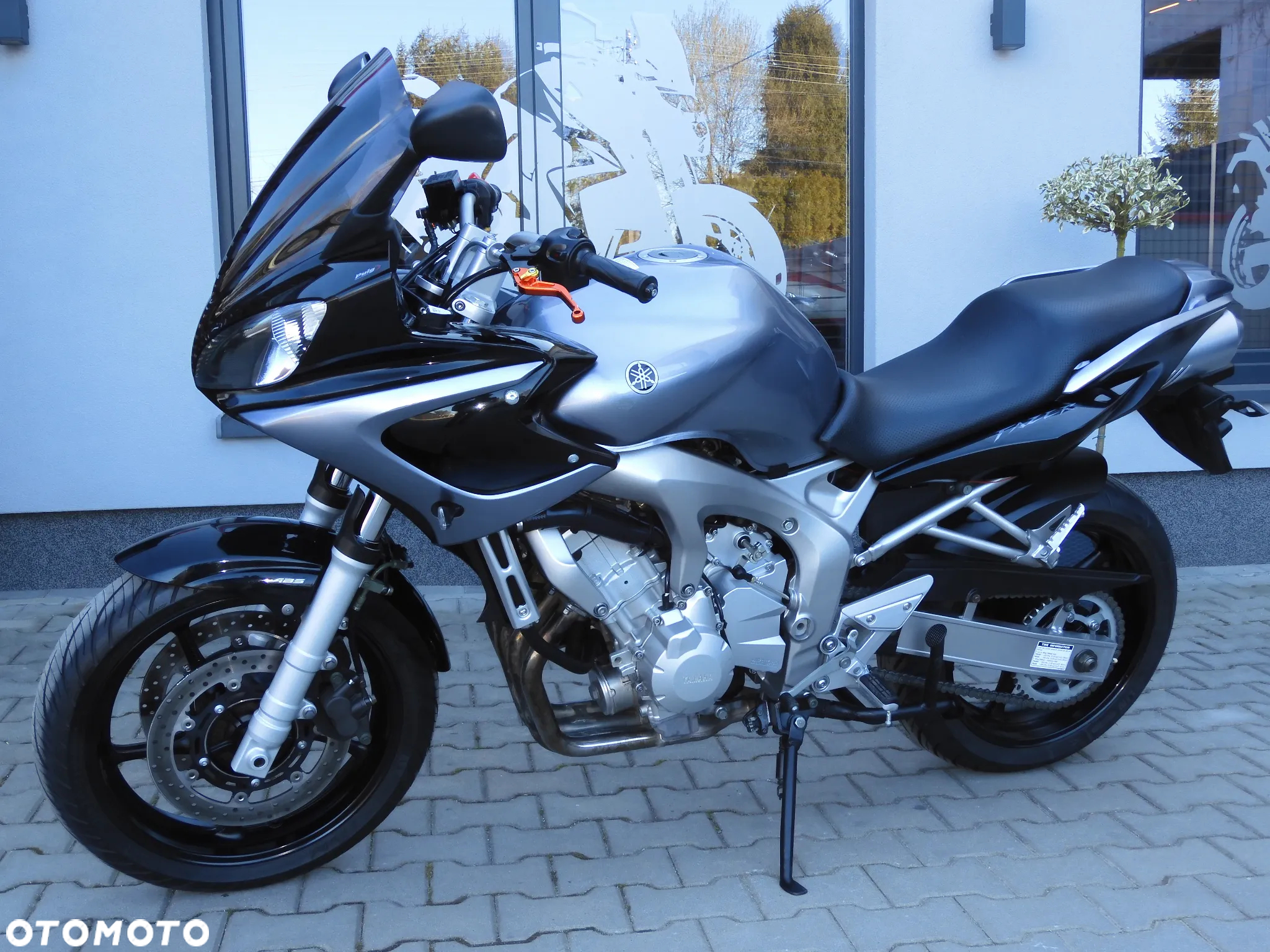 Yamaha FZ6 - 26