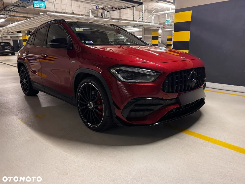 Mercedes-Benz GLA - 15
