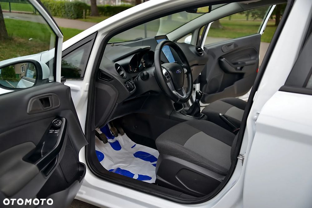 Ford Fiesta 1.25 Titanium EU5 - 25