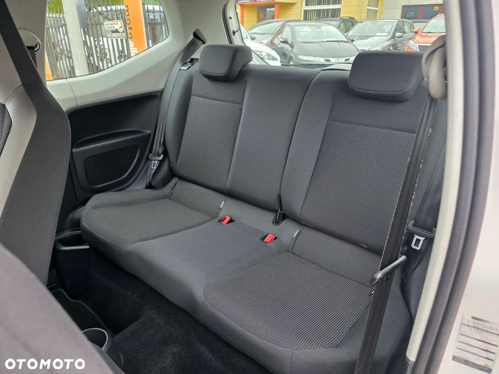 Volkswagen up! 1.0 take - 15