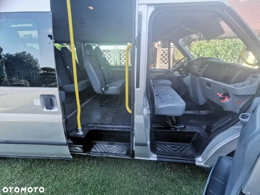 Ford Transit 350L Trend - 16