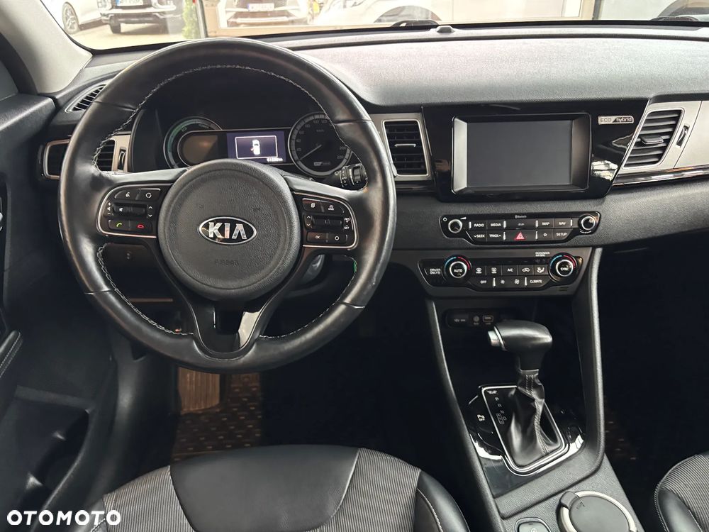 Kia Niro 1.6 GDI Hybrid L - 11