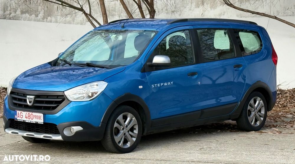 Dacia Lodgy TCe 115 Stepway - 24