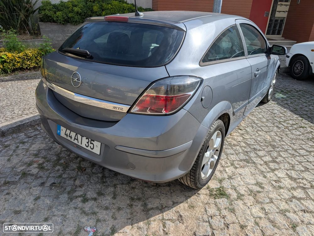 Opel Astra GTC 1.7 CDTI - 4