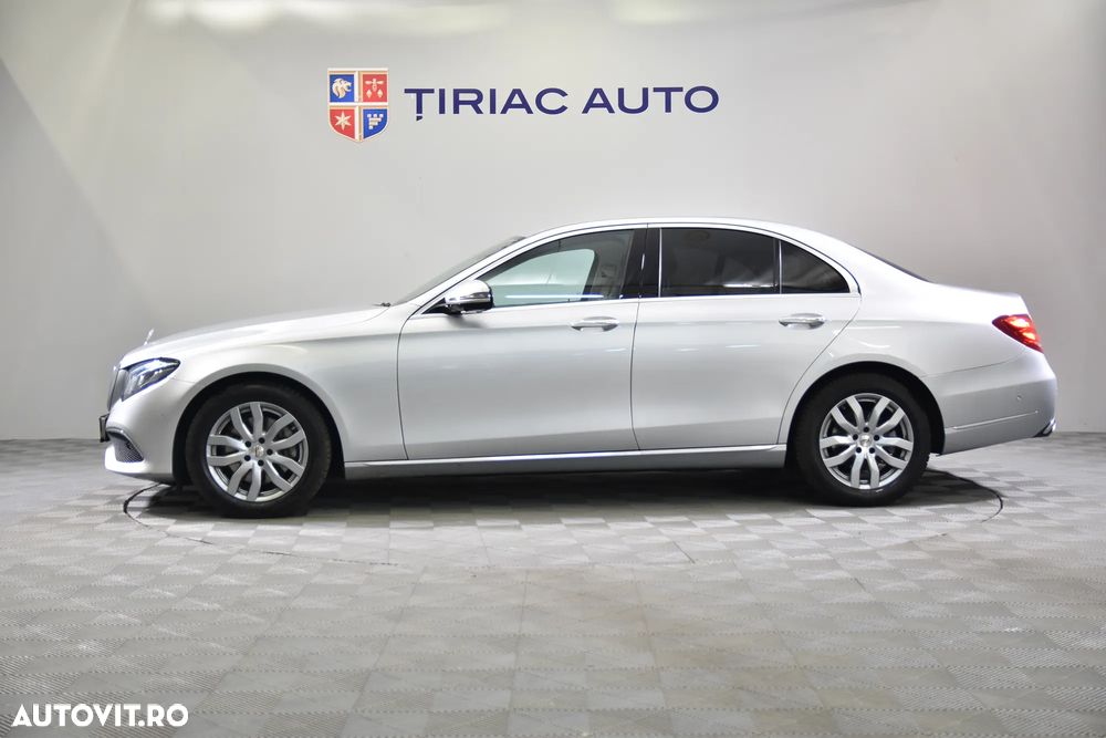 Mercedes-Benz E 200 4MATIC Aut. - 2