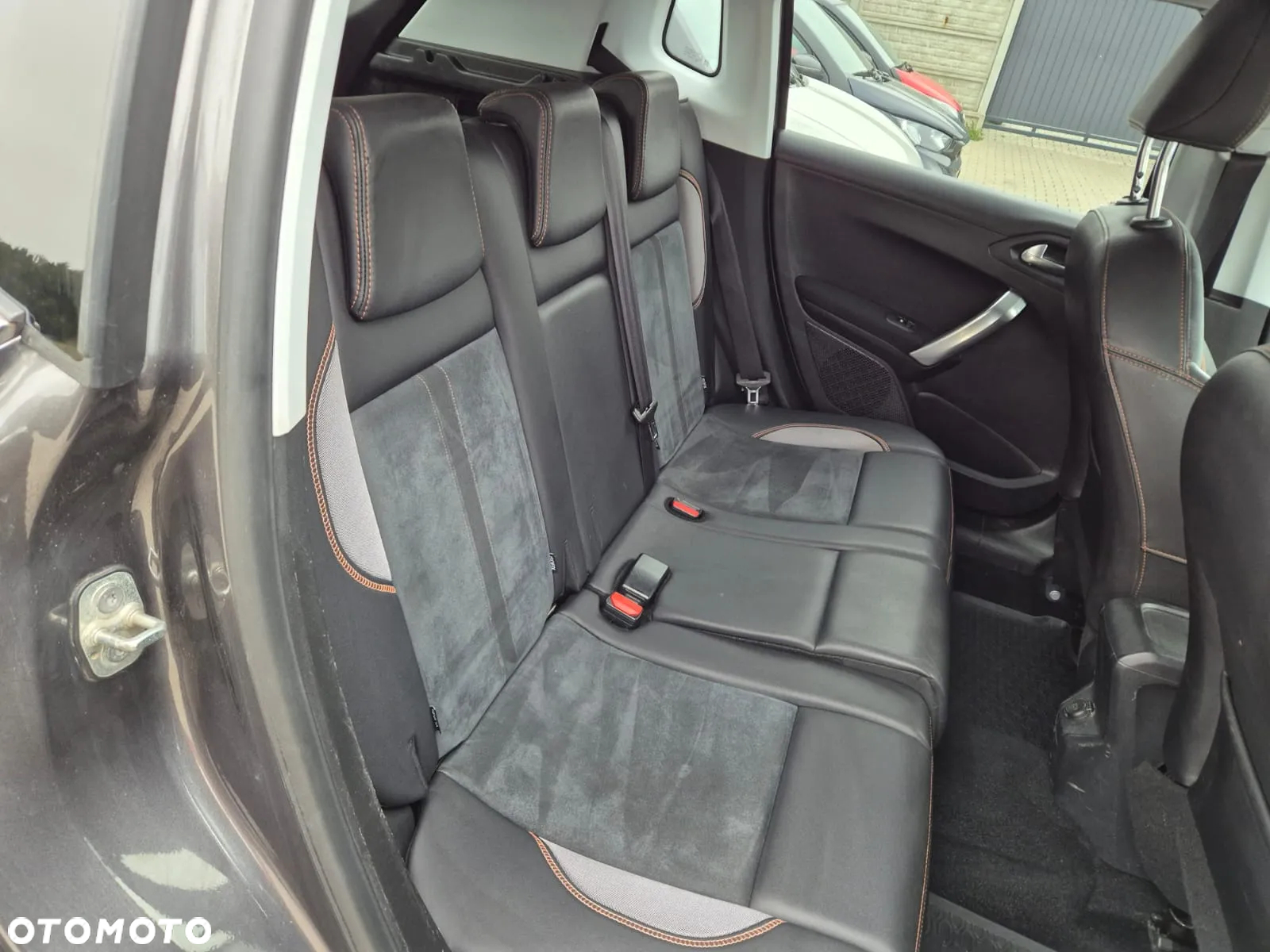 Peugeot 2008 1.6 BlueHDi Crossway - 6