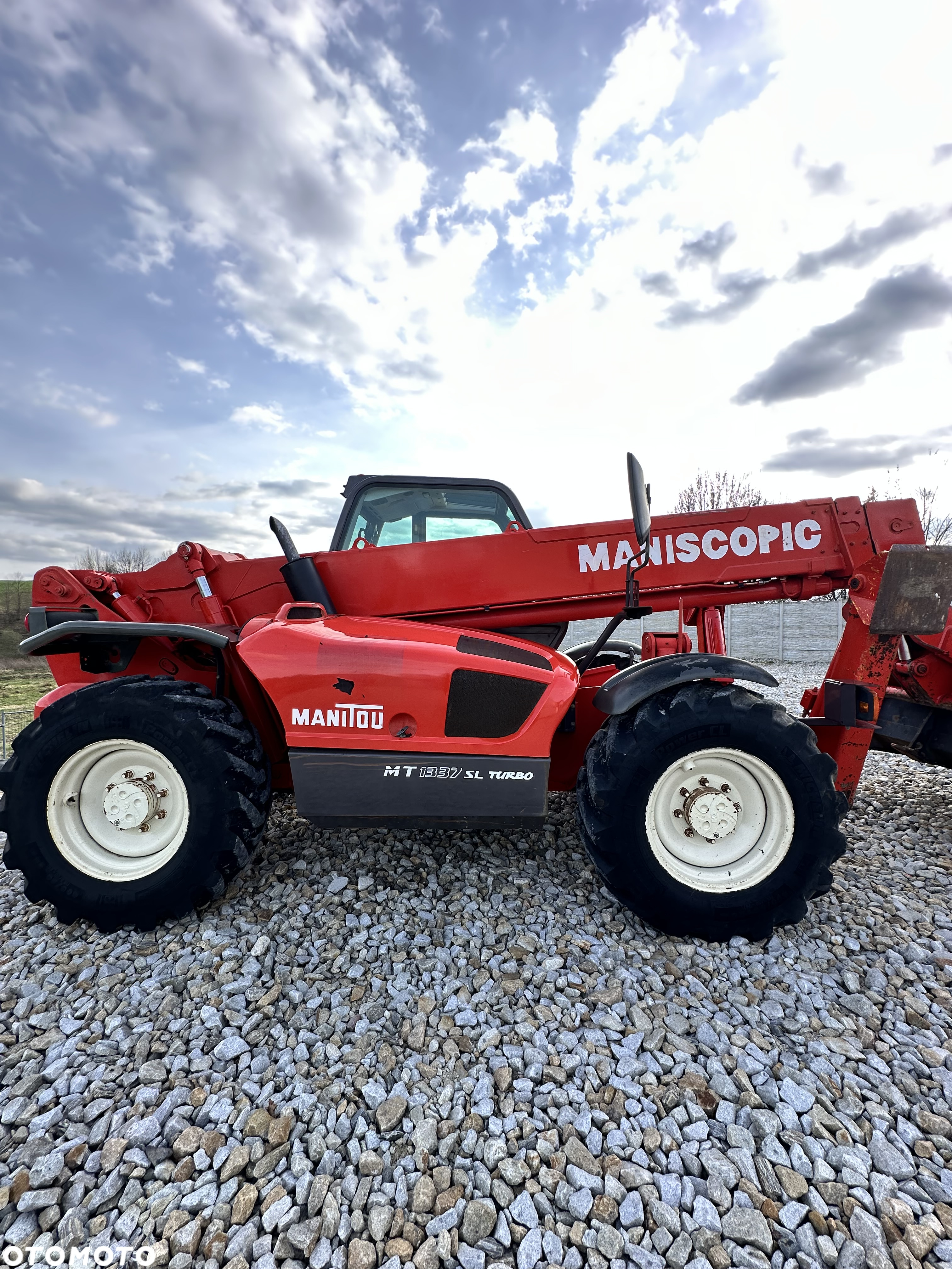 Manitou 1337 - 4