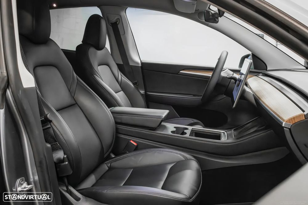 Tesla Model Y Performance Tração Integral - 11