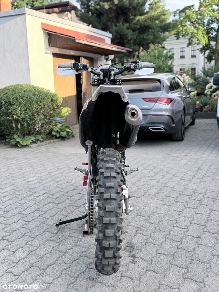 Husqvarna FE - 6