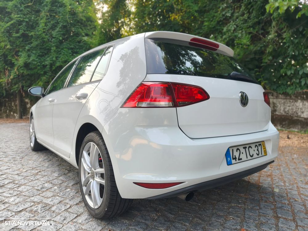 VW Golf 1.6 TDi DPF BlueMotion - 19