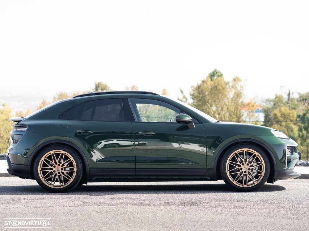 Porsche Macan Electric Turbo - 9