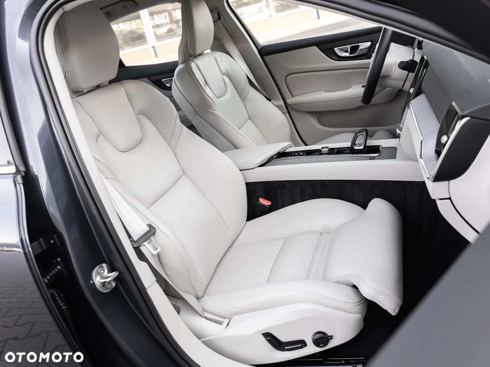 Volvo S60 B4 B Plus Bright - 29