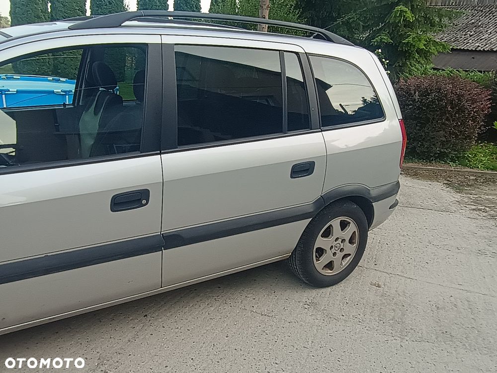 Opel Zafira - 6